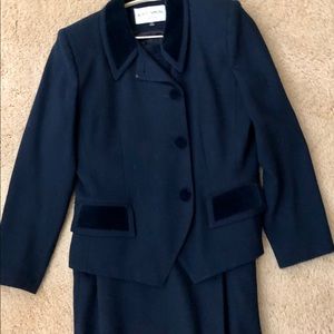Albert Nipon suit